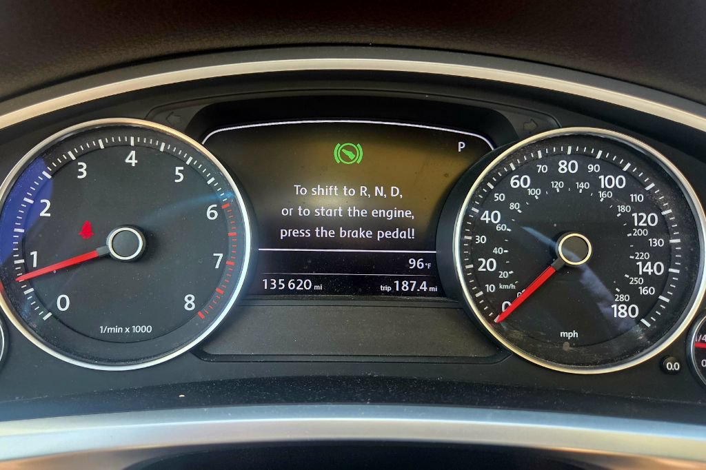 Used 2013 Volkswagen Touareg VR6 AWD/4WD image 14