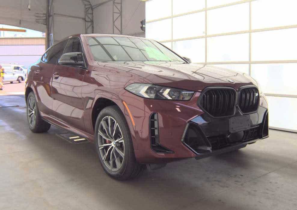 Used 2026 BMW X6 M60i w/ Executive Package AWD/4WD image 4