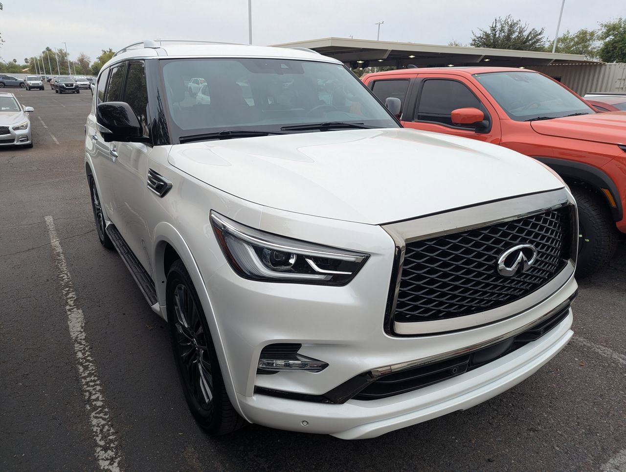 Certified 2024 INFINITI QX80 Sensory AWD/4WD image 4
