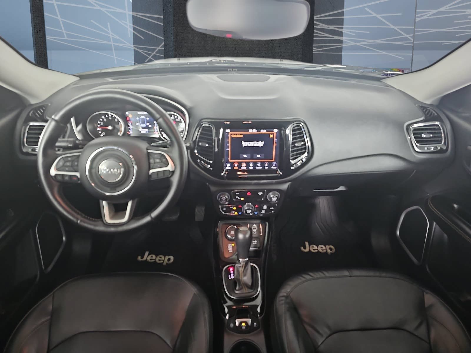 Used 2018 Jeep Compass Limited w/ Navigation Group AWD/4WD image 9