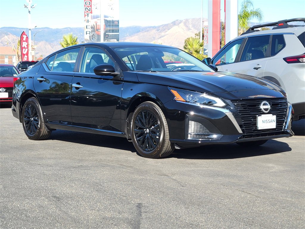 New 2025 Nissan Altima 2.5 SV w/ SV Special Edition Package image 5