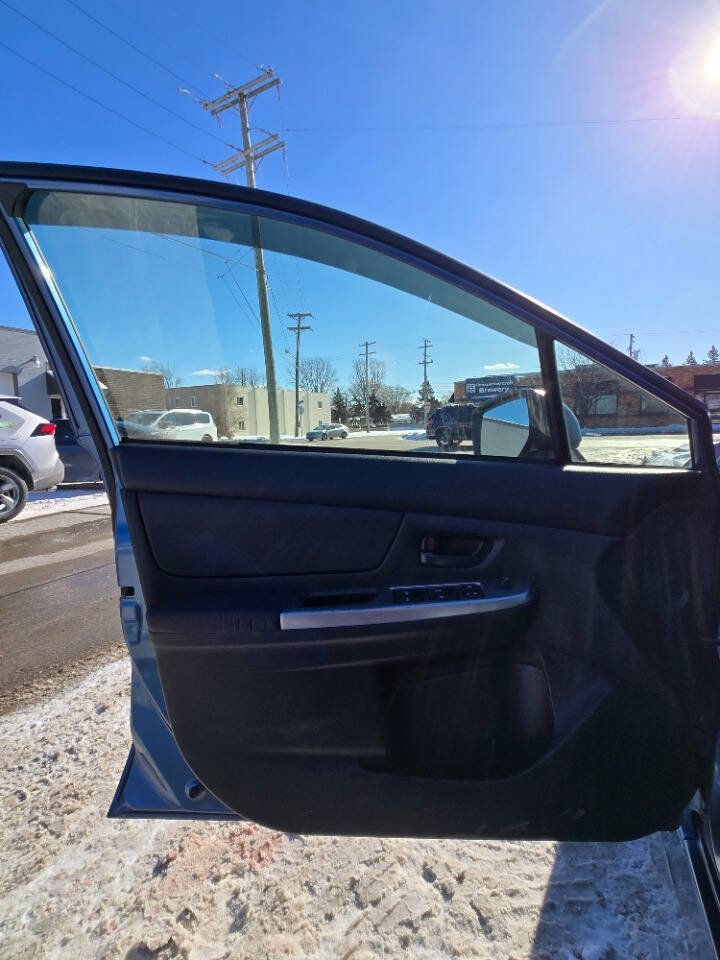 Used 2016 Subaru Impreza 2.0i image 14