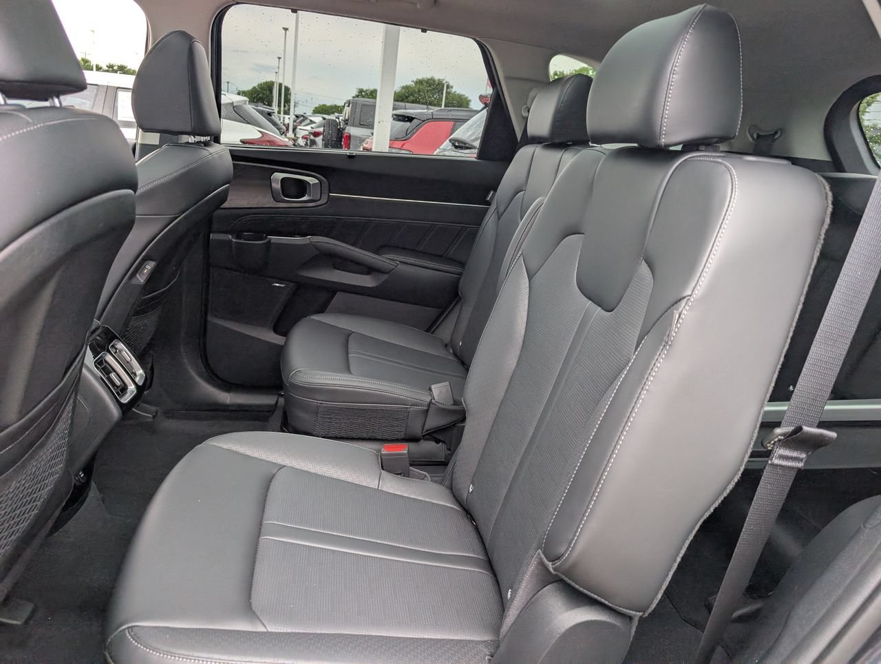Used 2026 Kia Sorento SX AWD/4WD image 28
