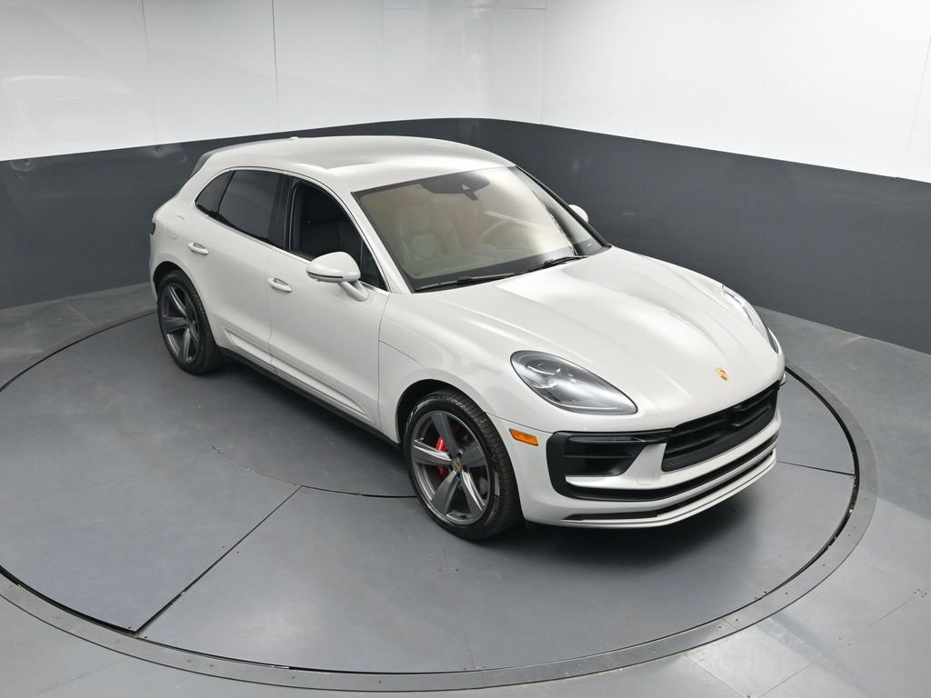 Certified 2023 Porsche Macan S image 39