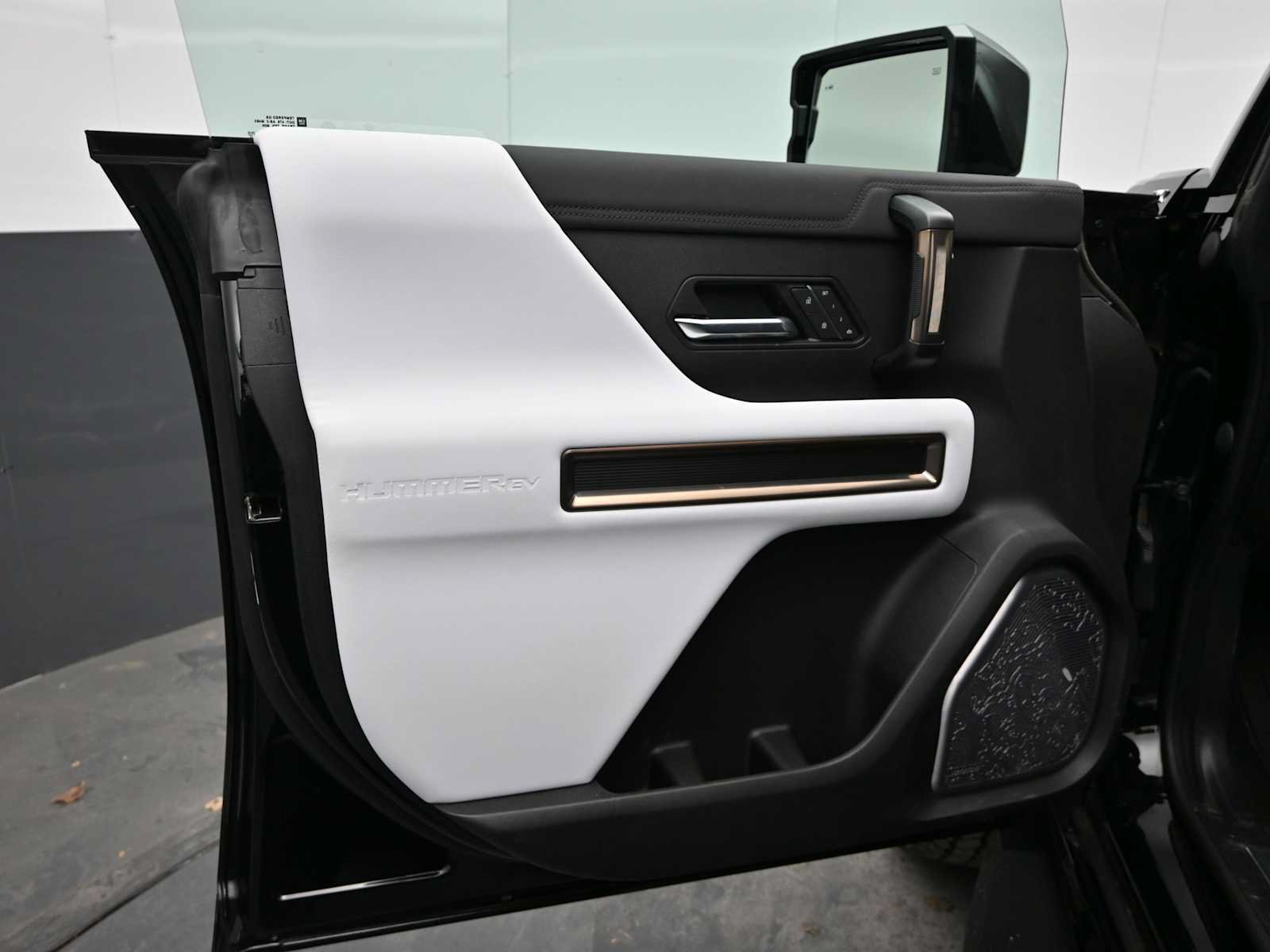 New 2025 GMC Hummer EV 3X AWD/4WD image 11