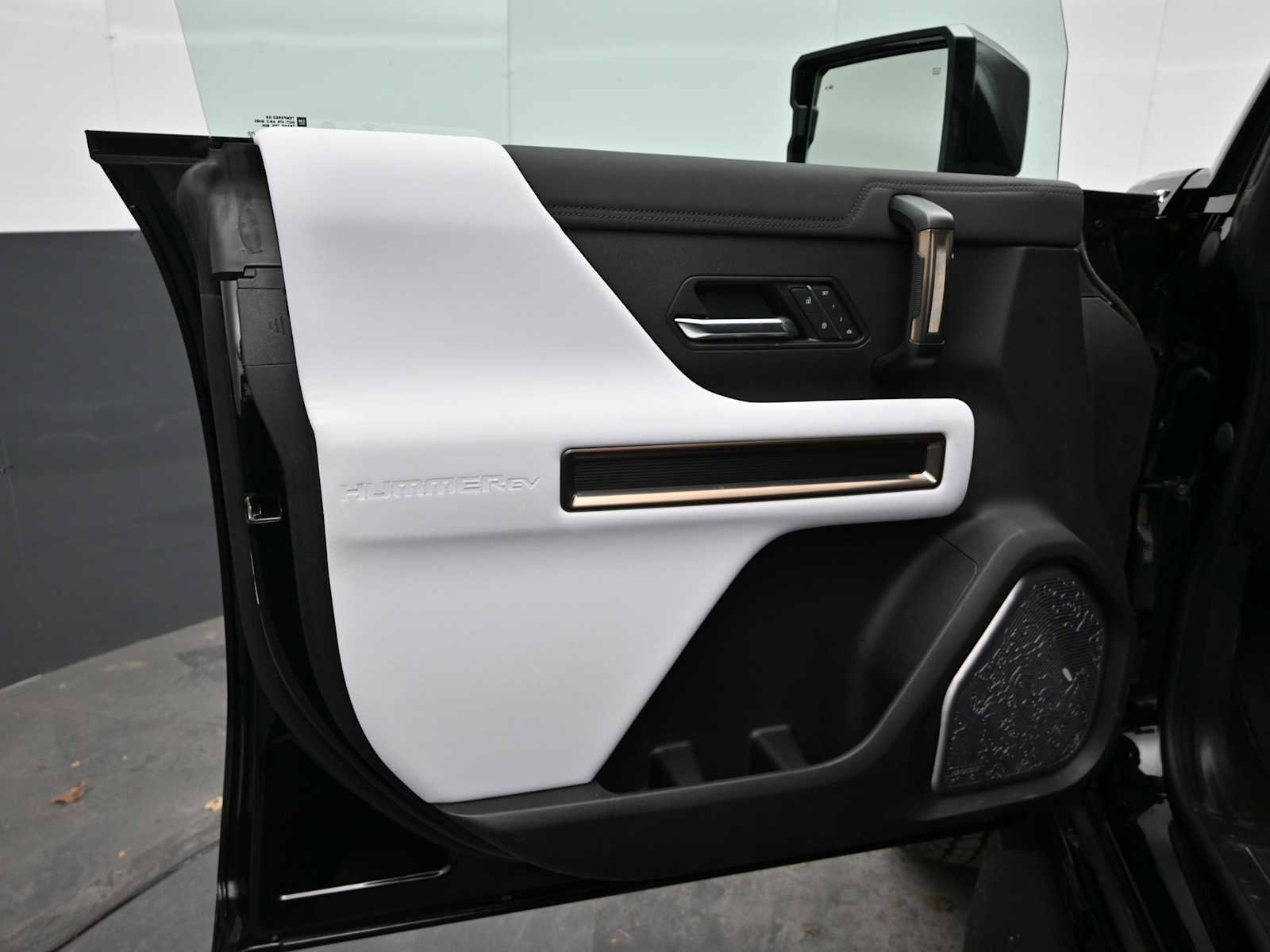 New 2025 GMC Hummer EV 3X image 11