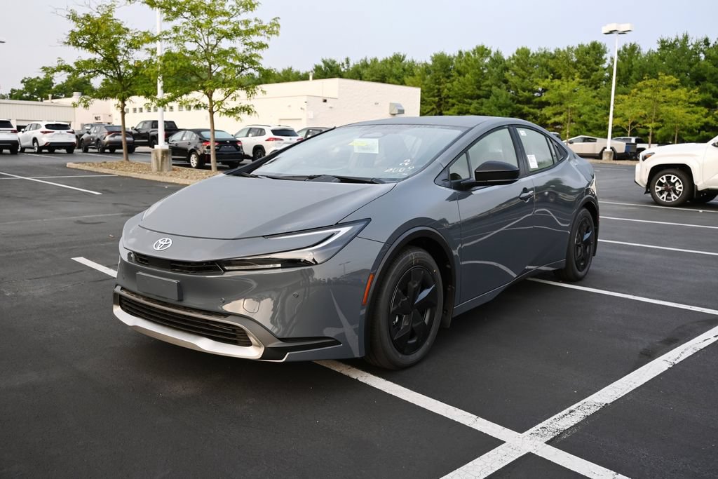 New 2026 Toyota Prius Plug-In Hybrid FWD image 2