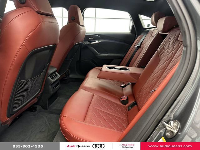 Used 2025 Audi S6 e-tron Premium Plus w/ Premium Plus AWD/4WD image 13