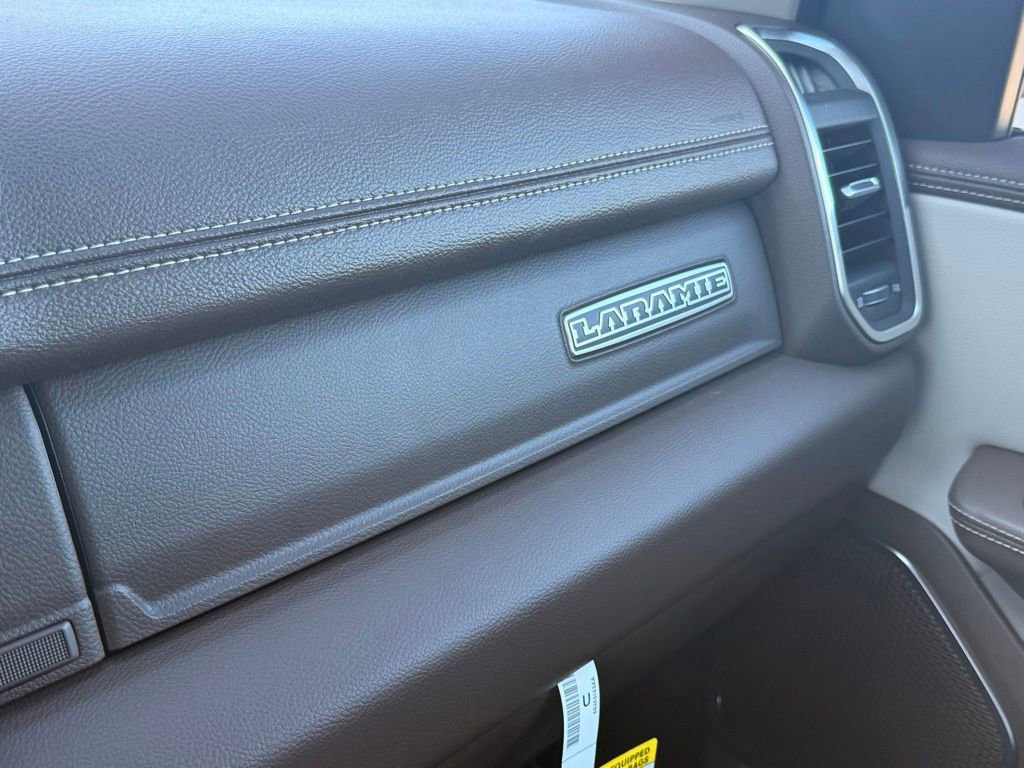 New 2026 RAM 1500 Laramie AWD/4WD image 24