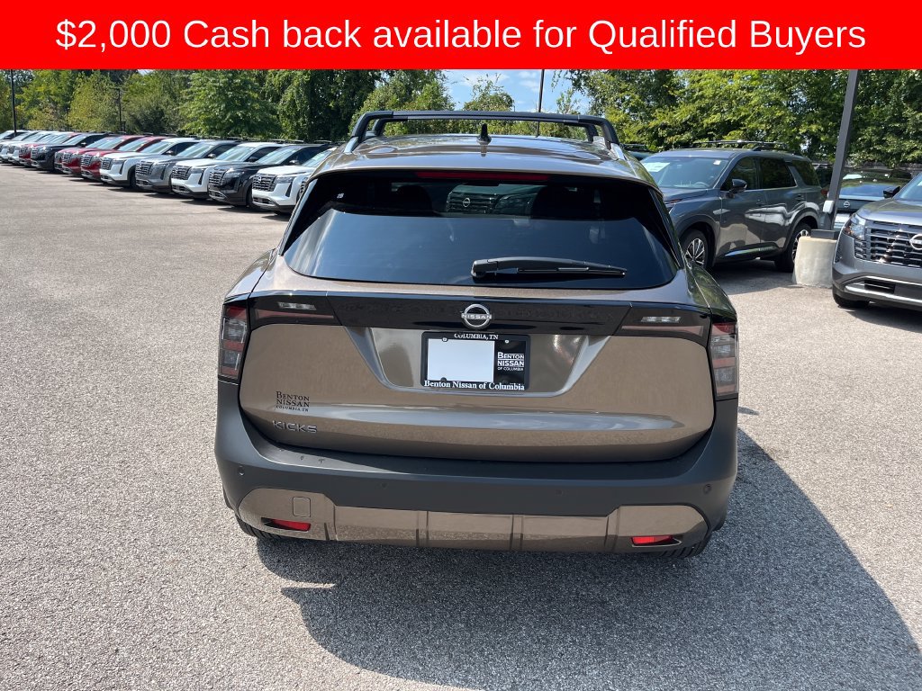 New 2027 Nissan Kicks SR w/ SR Premium Package FWD image 8