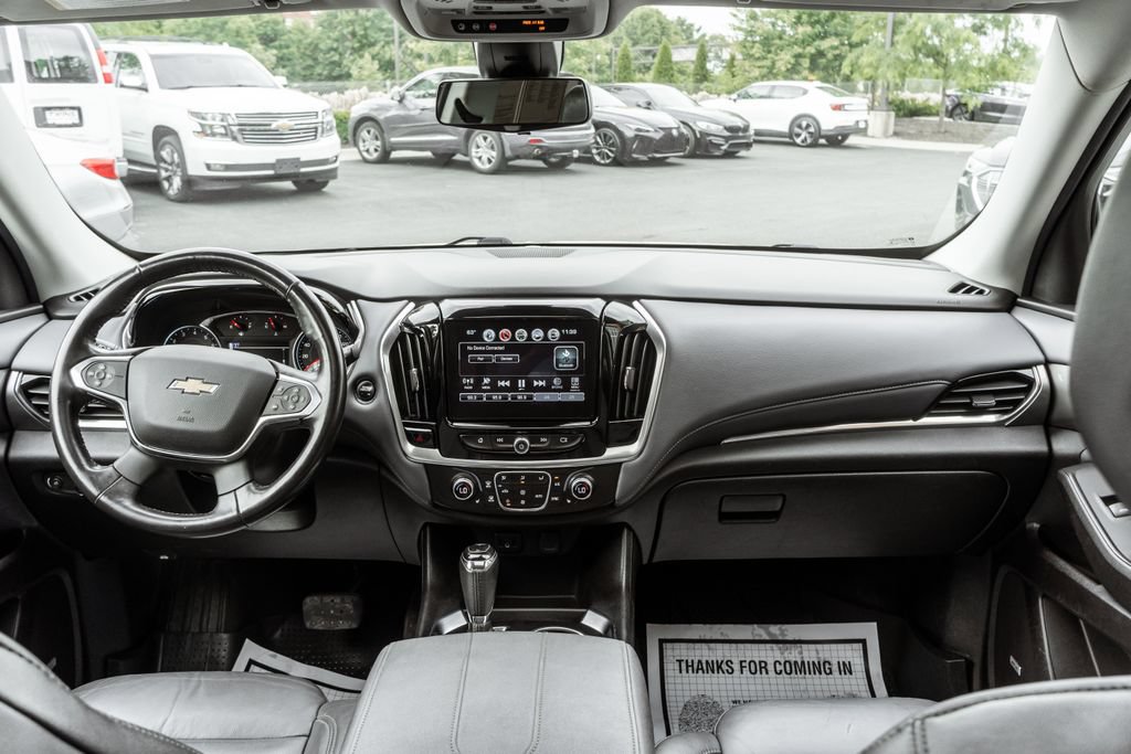 Used 2018 Chevrolet Traverse LT AWD/4WD image 8