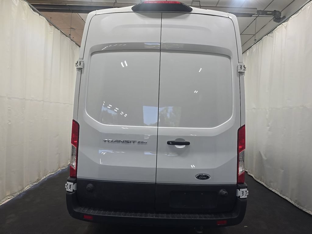 Used 2024 Ford Transit 250 148 High Roof RWD image 5