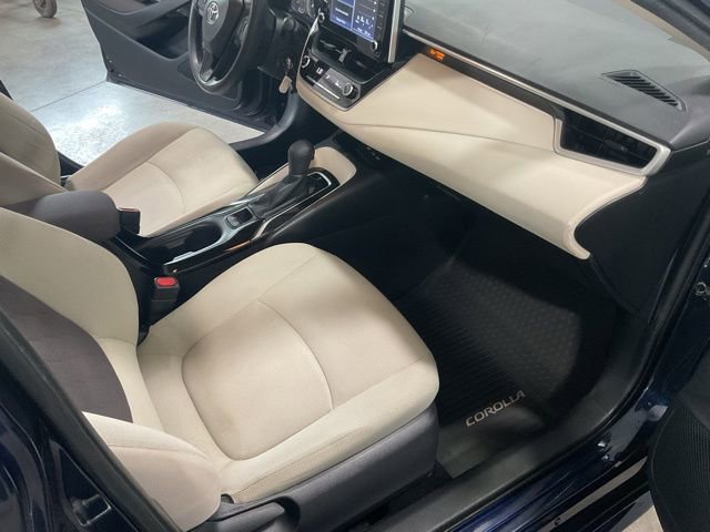 Used 2020 Toyota Corolla LE FWD image 20