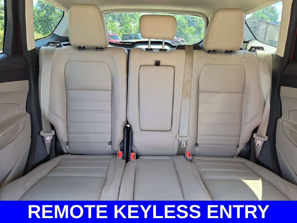 Used 2017 Ford Escape SE w/ SE Leather Comfort Package AWD/4WD image 11