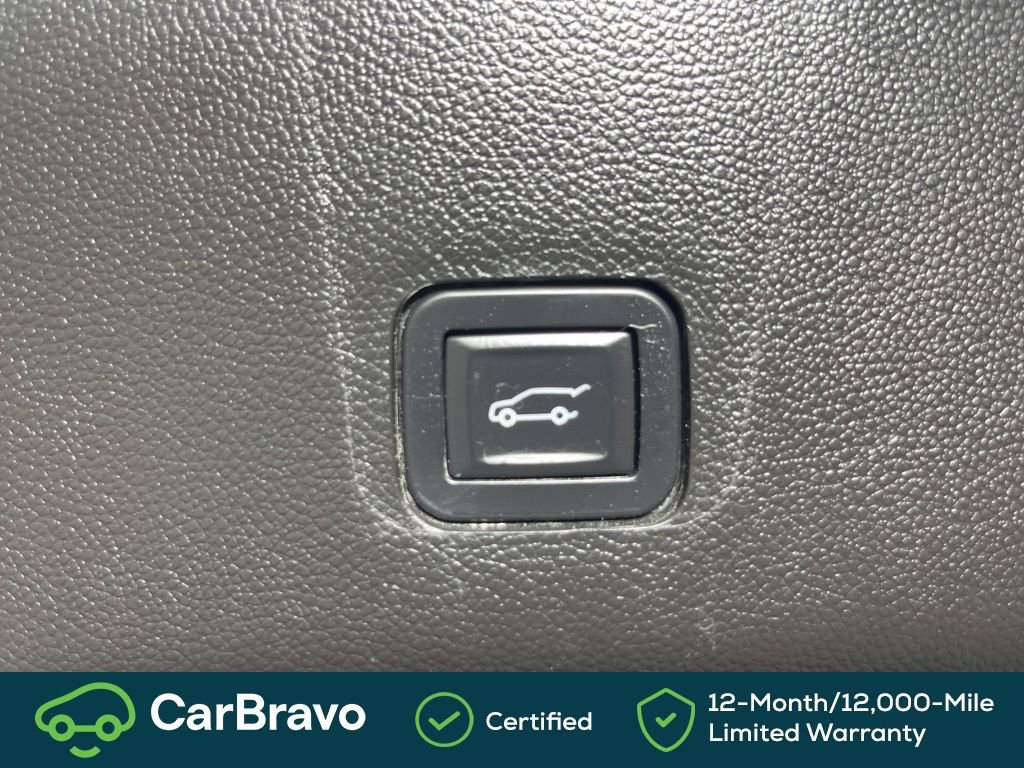 Certified 2019 Chevrolet Traverse RS image 24