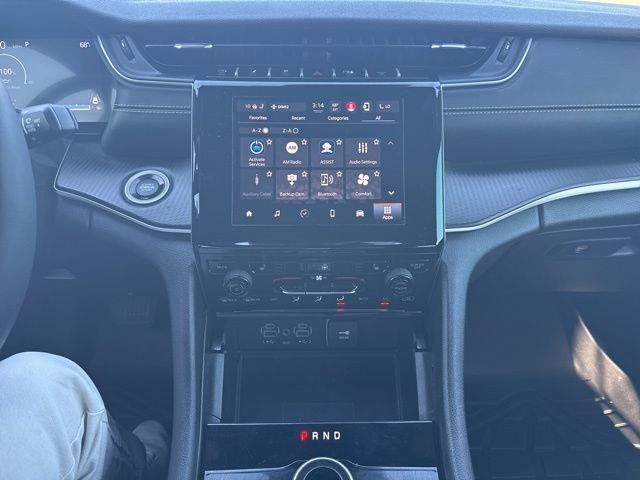 Used 2024 Jeep Grand Cherokee L Altitude image 22