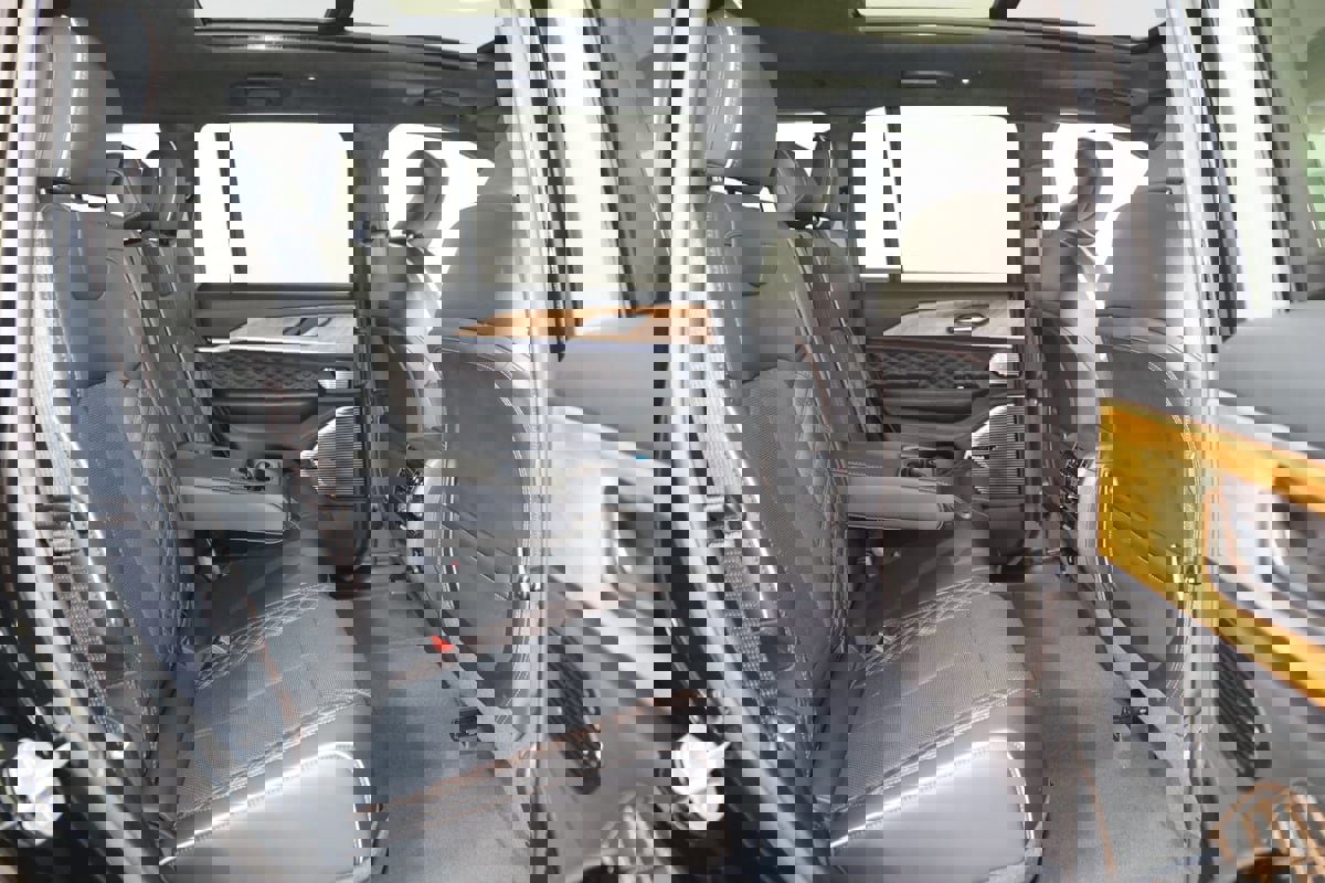 Used 2023 Jeep Grand Cherokee Summit image 17