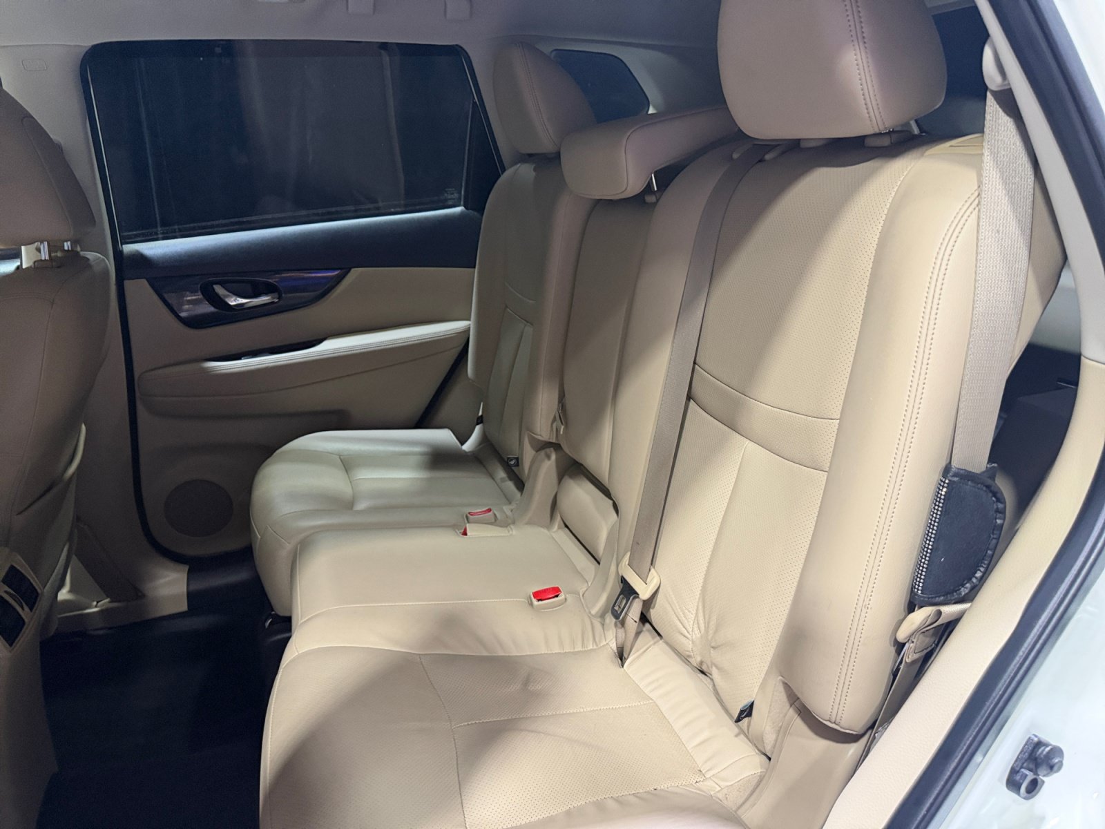 Used 2018 Nissan Rogue SL w/ Premium Package FWD image 27