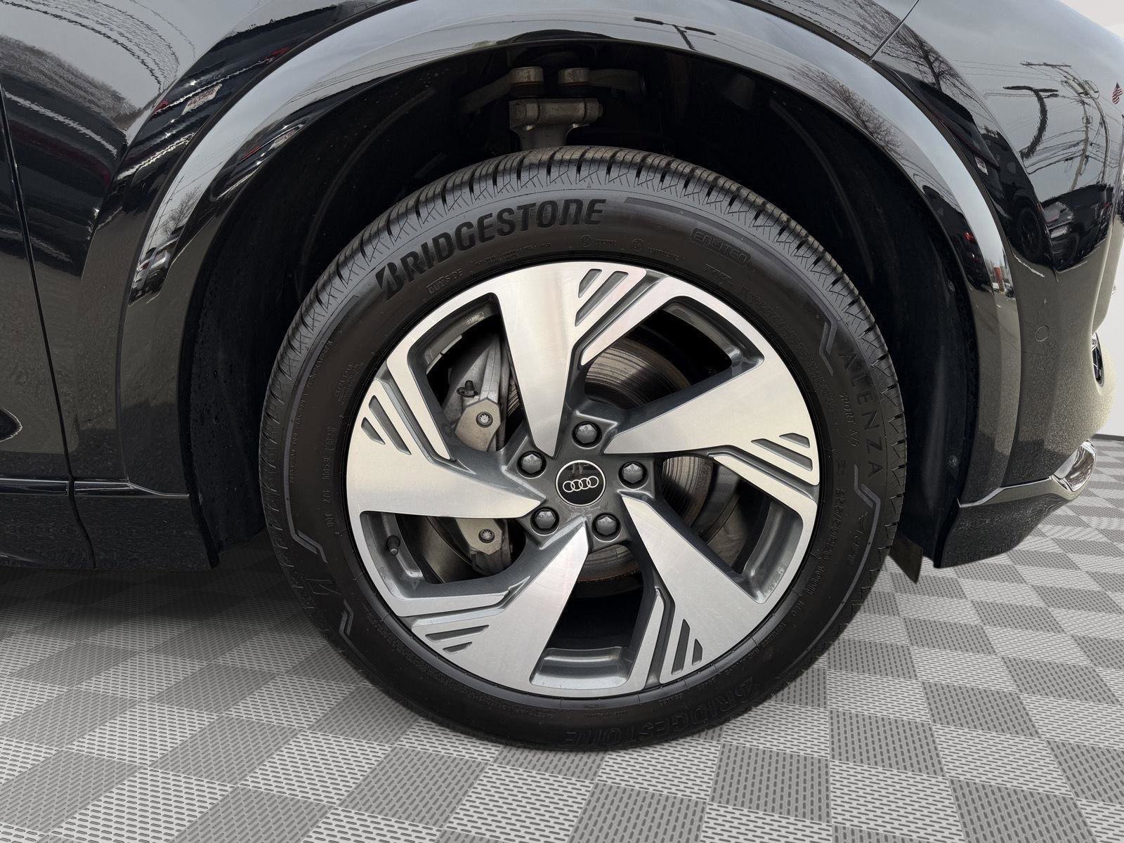 Used 2025 Audi Q6 e-tron Premium Plus w/ Premium Plus image 9