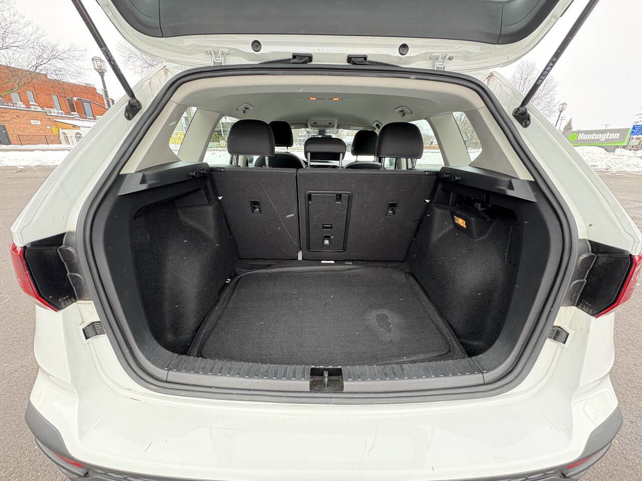 Used 2022 Volkswagen Taos S w/ IQ Drive S Package image 28