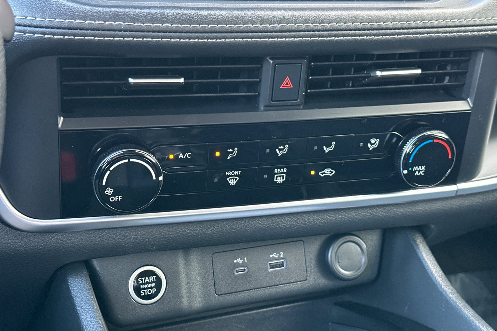 Used 2023 Nissan Rogue S FWD image 27