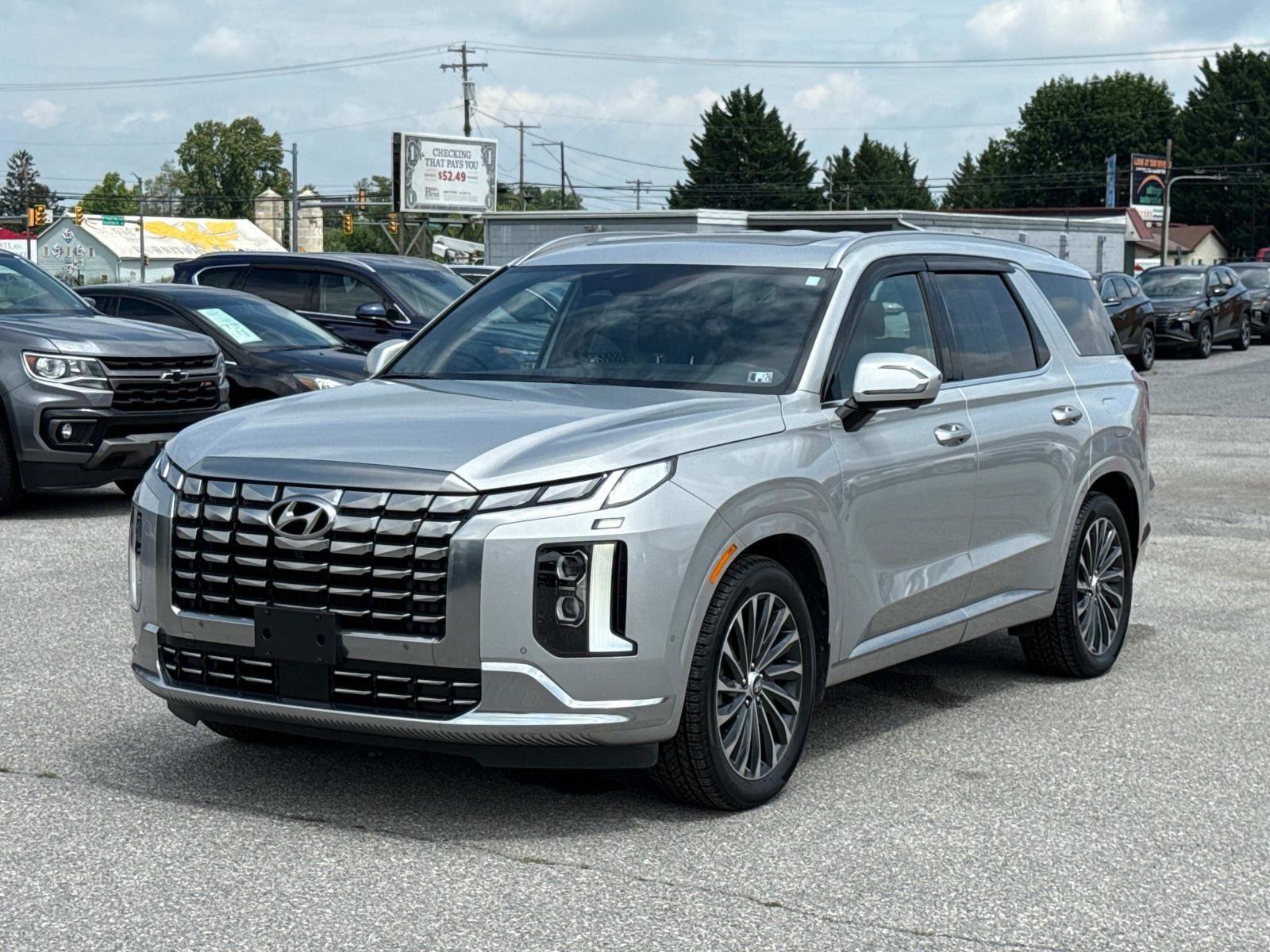 Used 2023 Hyundai Palisade Calligraphy image 28