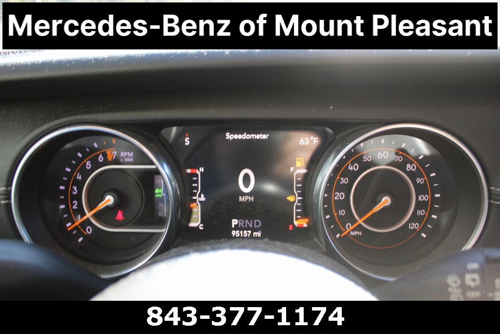 Used 2018 Jeep Wrangler Unlimited Sahara image 28