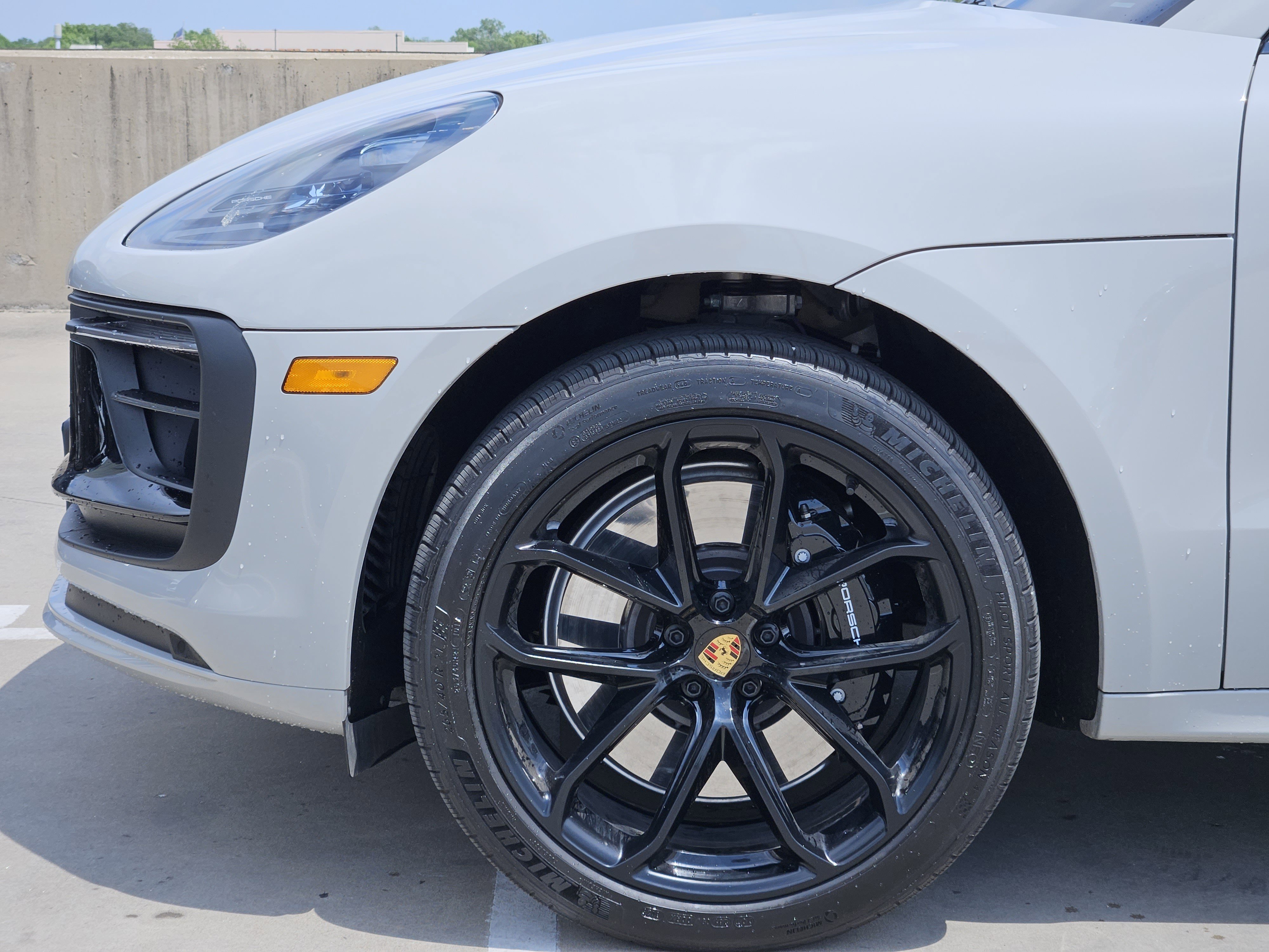 Certified 2026 Porsche Macan GTS image 13