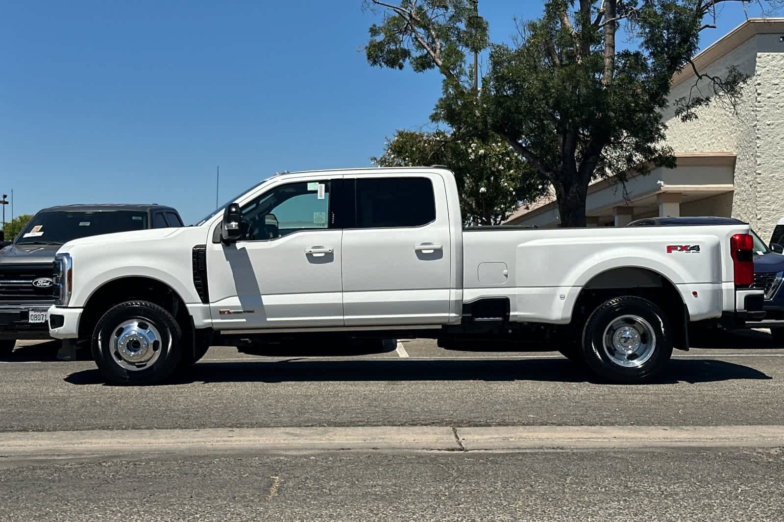 New 2026 Ford F350 Platinum AWD/4WD image 5