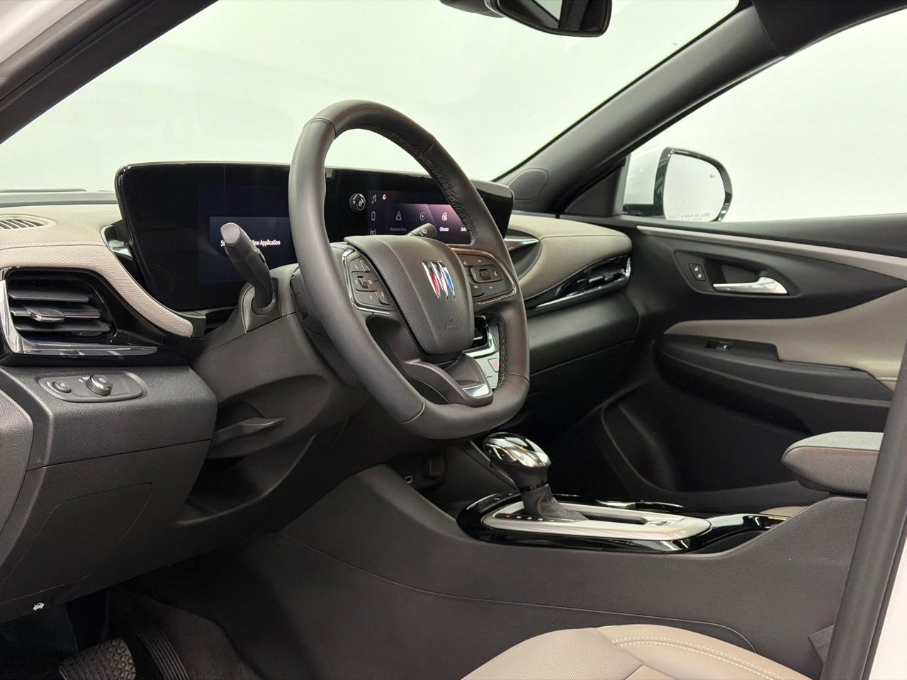 Used 2025 Buick Envista Avenir image 16
