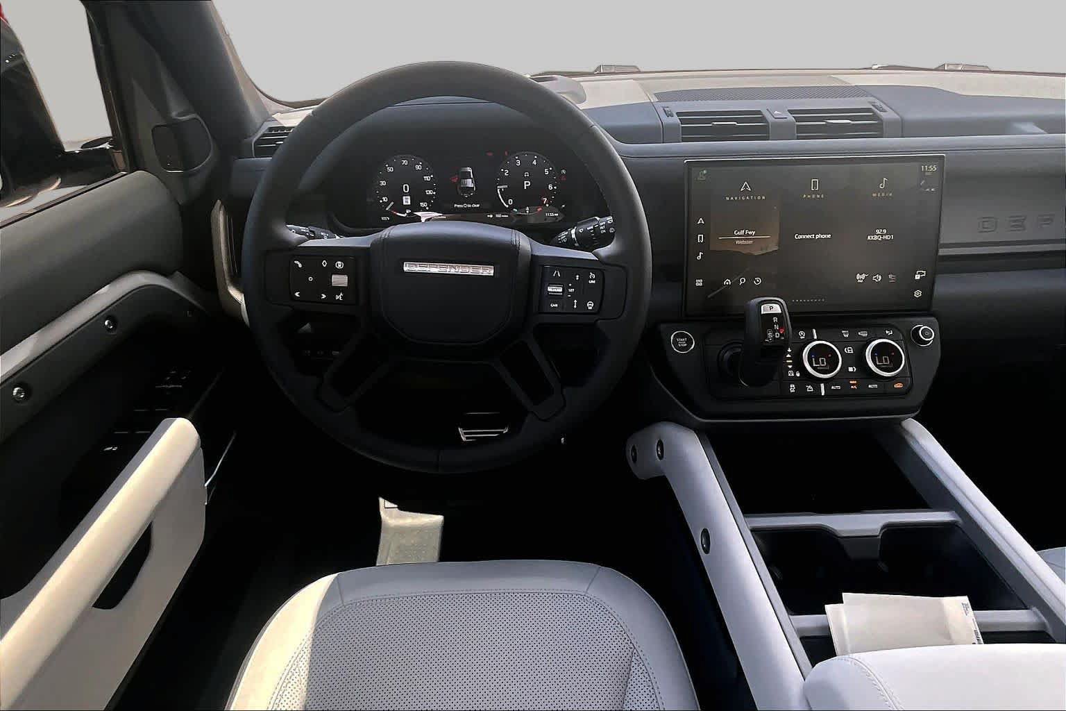 Used 2026 Land Rover Defender 110 X AWD/4WD image 5