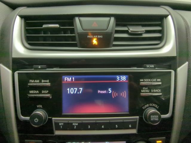 Used 2018 Nissan Altima 2.5 SV image 15