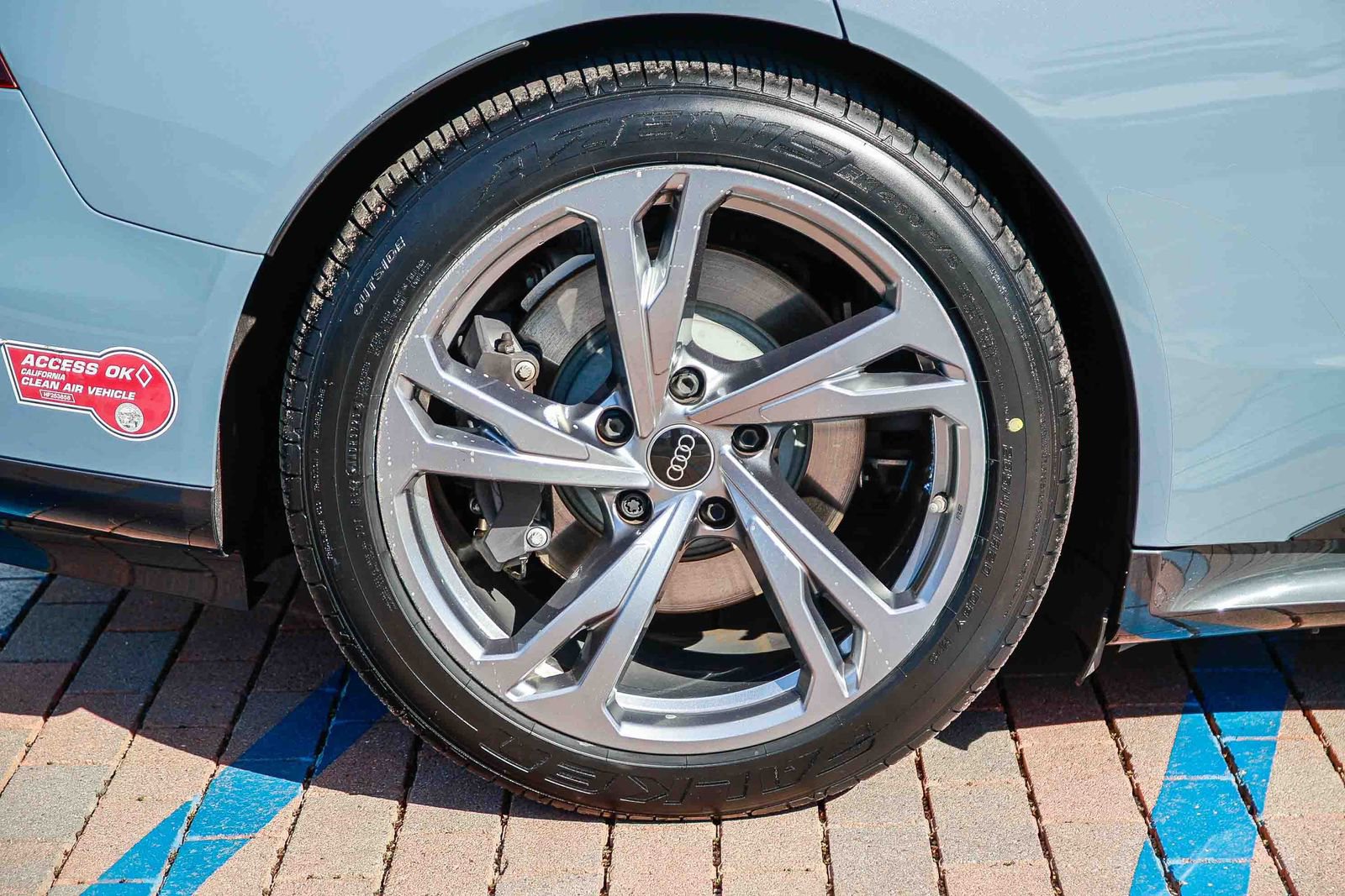 Used 2024 Audi e-tron GT Premium Plus image 8