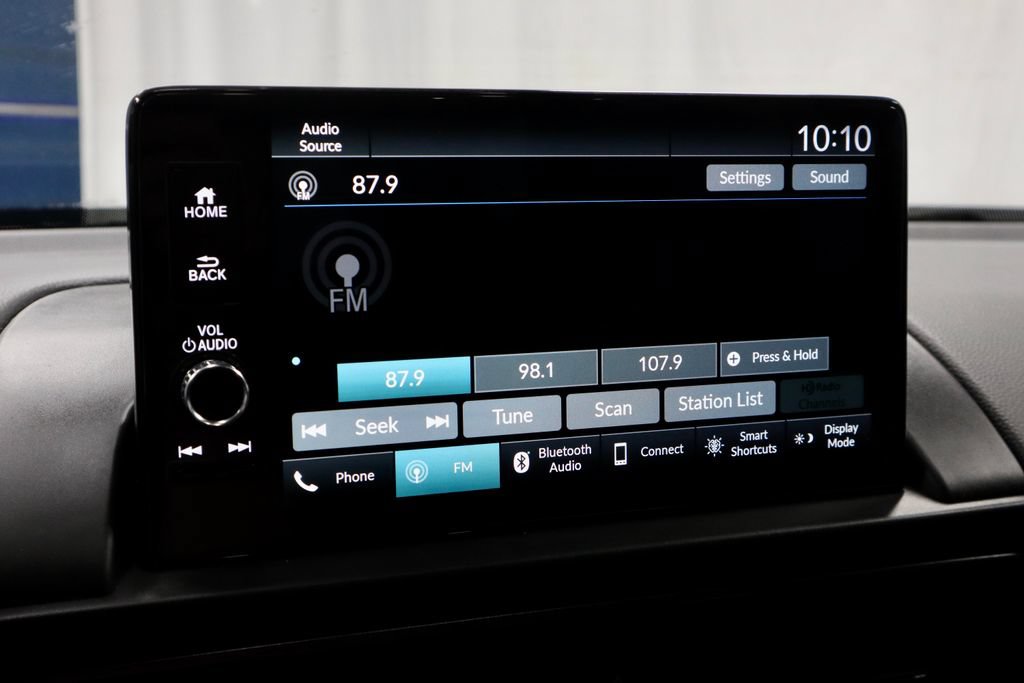 Used 2025 Honda Pilot TrailSport image 3