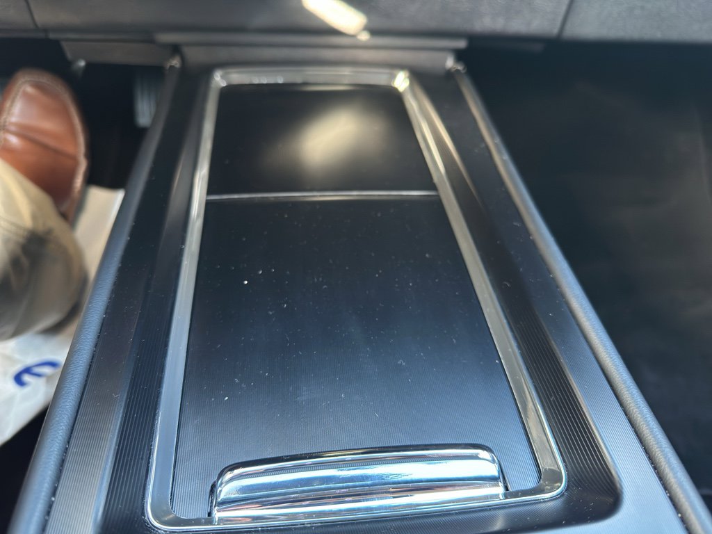 Used 2025 Lincoln Corsair Premiere image 19