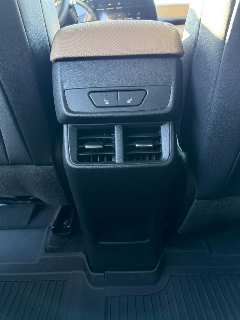 New 2026 Chevrolet Equinox ACTIV w/ Convenience Package III image 28