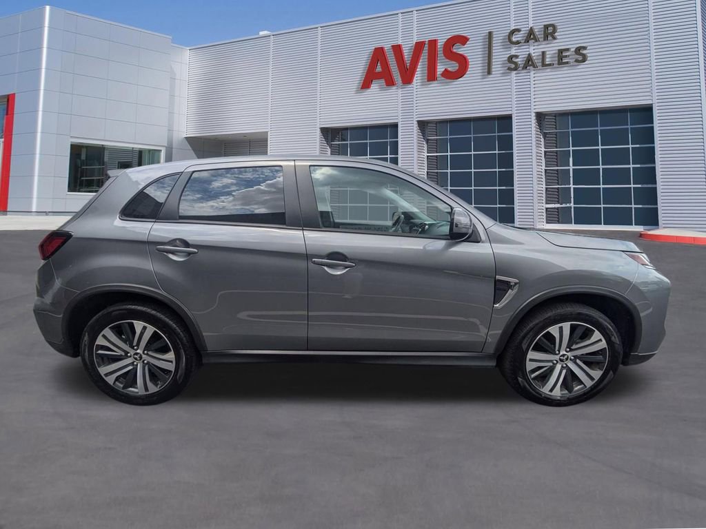 Used 2025 Mitsubishi Outlander Sport SE AWD/4WD image 5