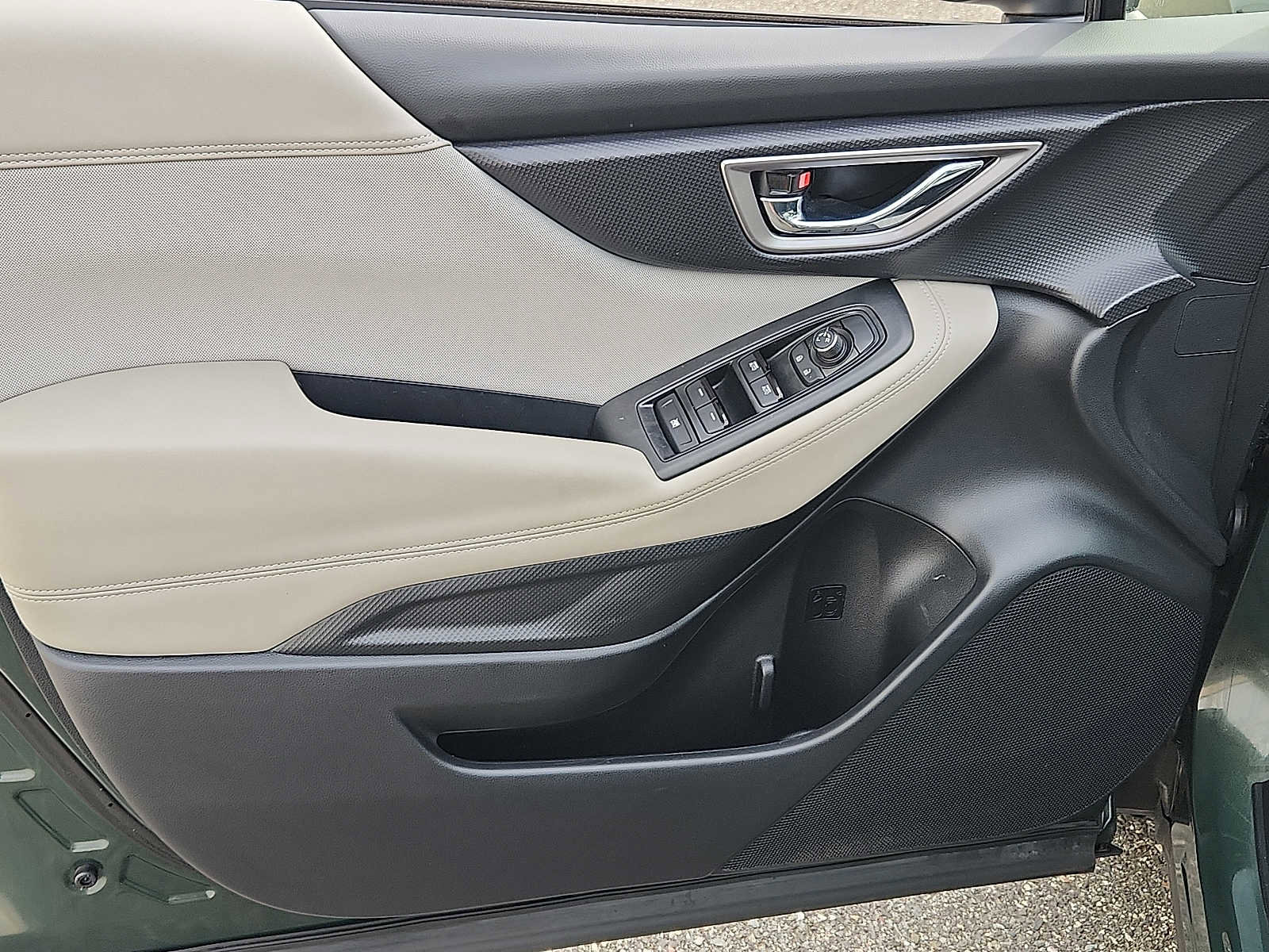 Used 2023 Subaru Forester Premium image 12