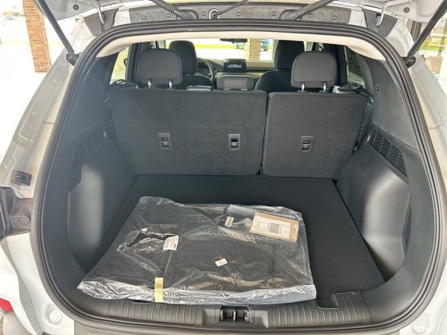 New 2025 Ford Escape Active w/ Cold Weather Package image 9