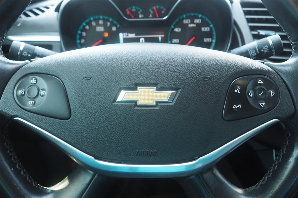 Used 2017 Chevrolet Impala LT image 14