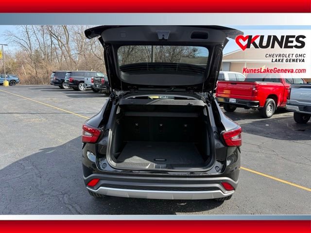 New 2026 Chevrolet Trax LT w/ Driver Confidence Package image 21