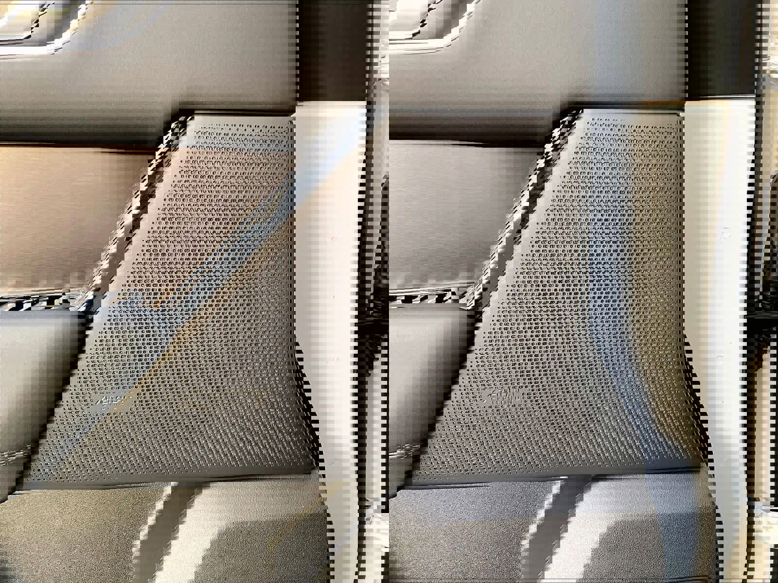 New 2026 Land Rover Range Rover Velar Dynamic SE image 21