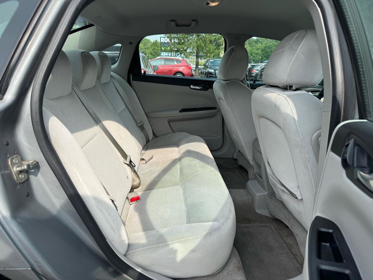 Used 2009 Chevrolet Impala LS FWD image 16