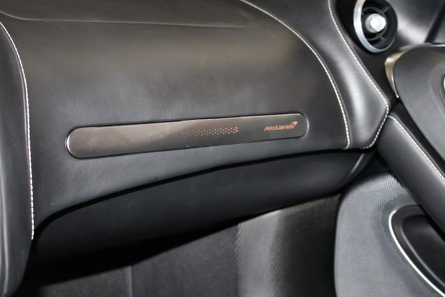 Used 2022 McLaren GT image 31