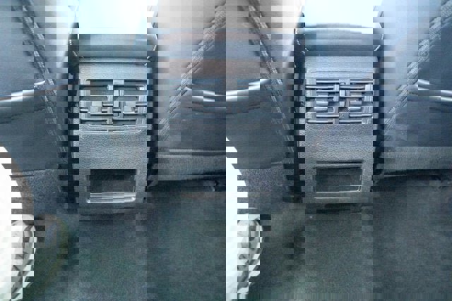 Used 2024 Mitsubishi Outlander SE Black Edition image 32