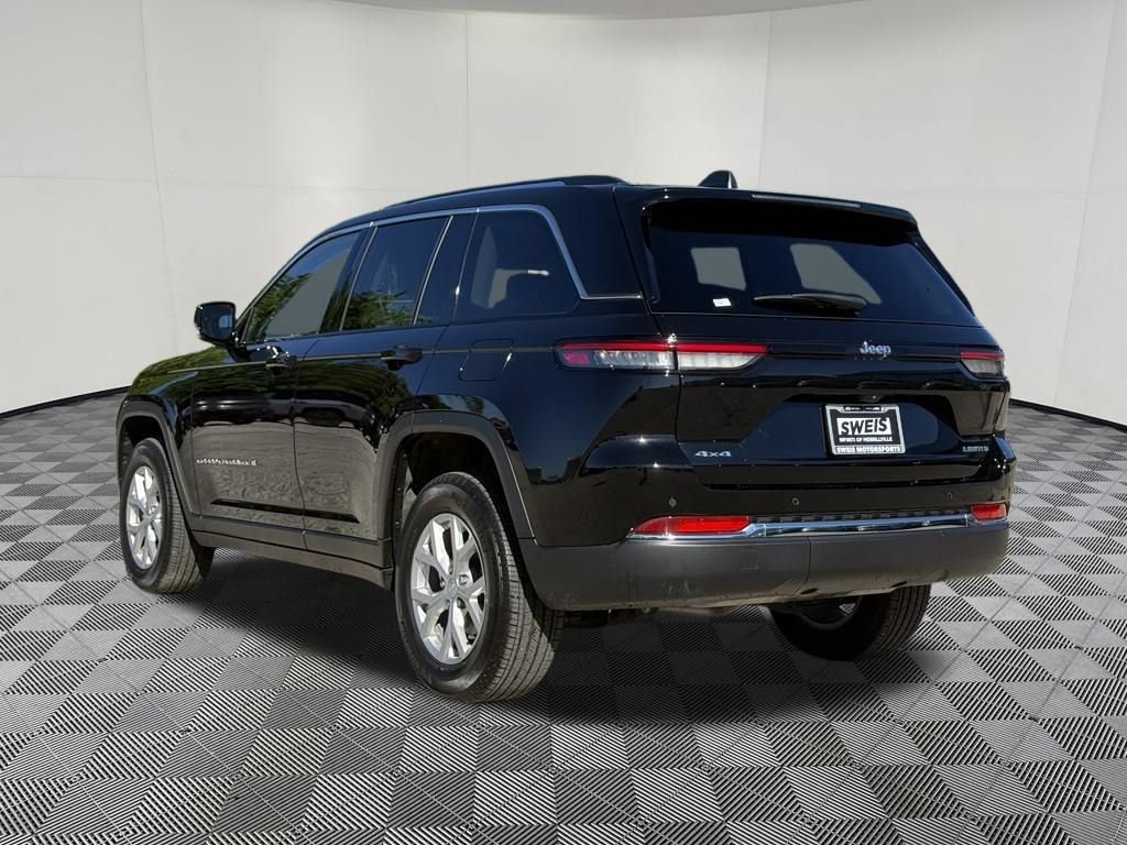 Used 2023 Jeep Grand Cherokee Limited AWD/4WD image 8