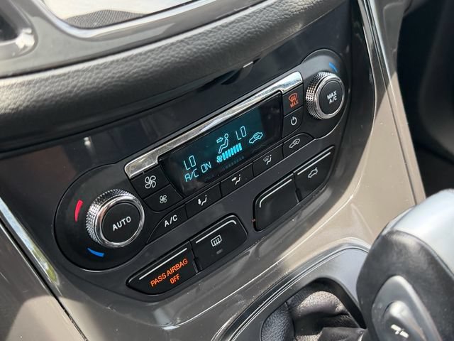 Used 2015 Ford Escape Titanium AWD/4WD image 25