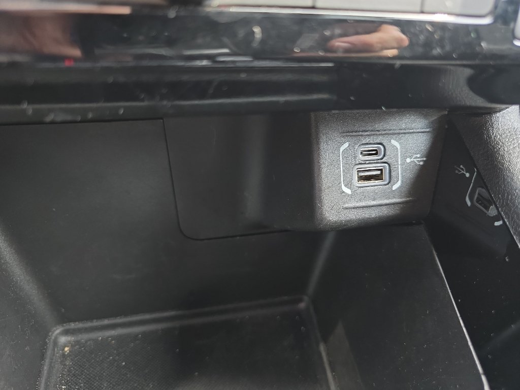 Used 2025 Jeep Compass Limited AWD/4WD image 27