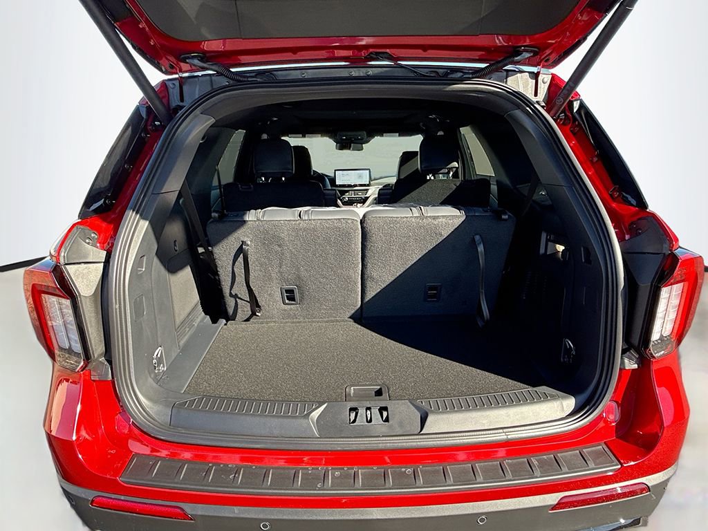 New 2026 Ford Explorer ST-Line w/ ST-Line Street Pack image 17