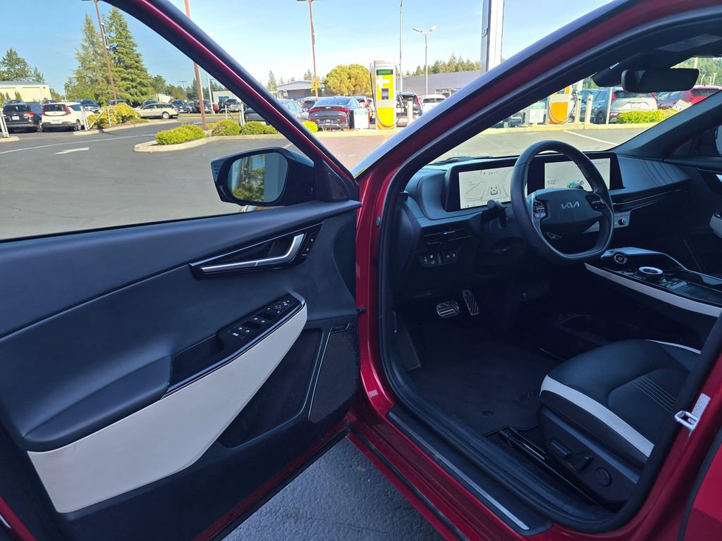 Certified 2024 Kia EV6 GT-Line AWD/4WD image 7